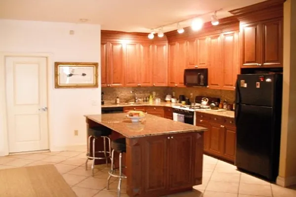 Rented by Corcoran | media 20