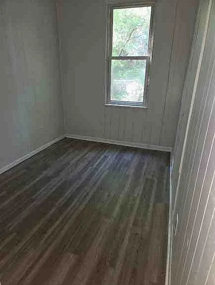 12 Courtright St — Photo 12