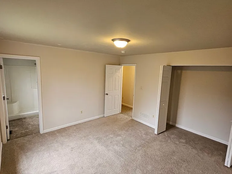 2105 Circleville Rd — Photo 12