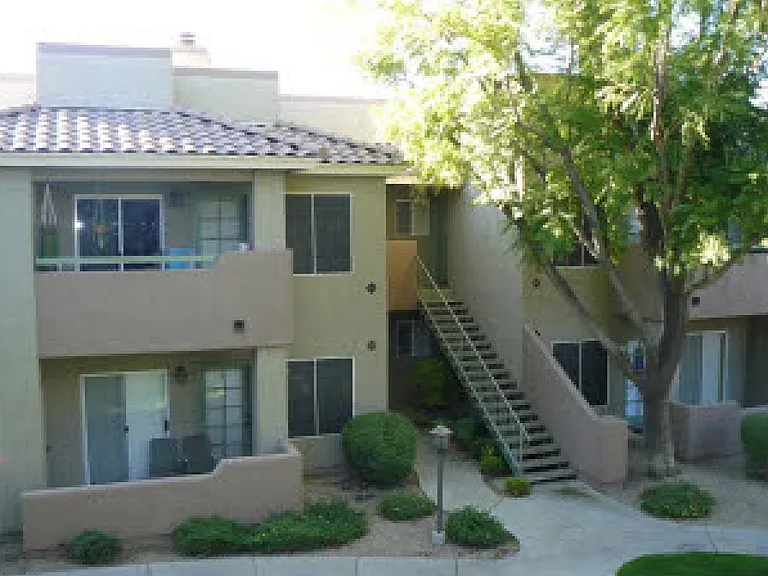 9450-2062 E Becker Ln — Photo 2
