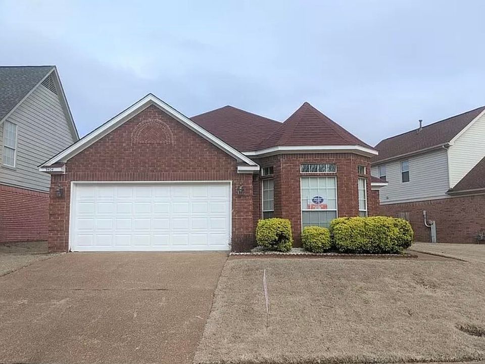 1st image of 9404 Club Walk Ct