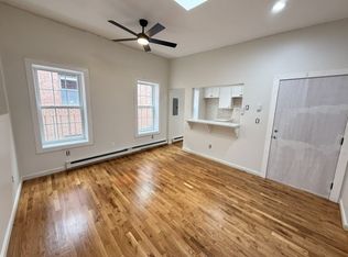 29 Salutation St APT 3, Boston, MA 02109