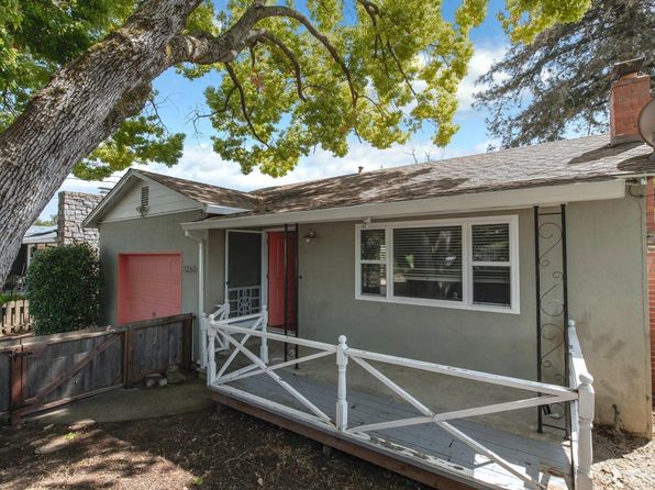 2148 S Terrace Dr, Napa, CA 94559