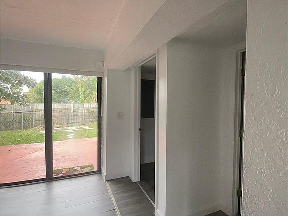 2nd image of 3105 Ocean Parkway