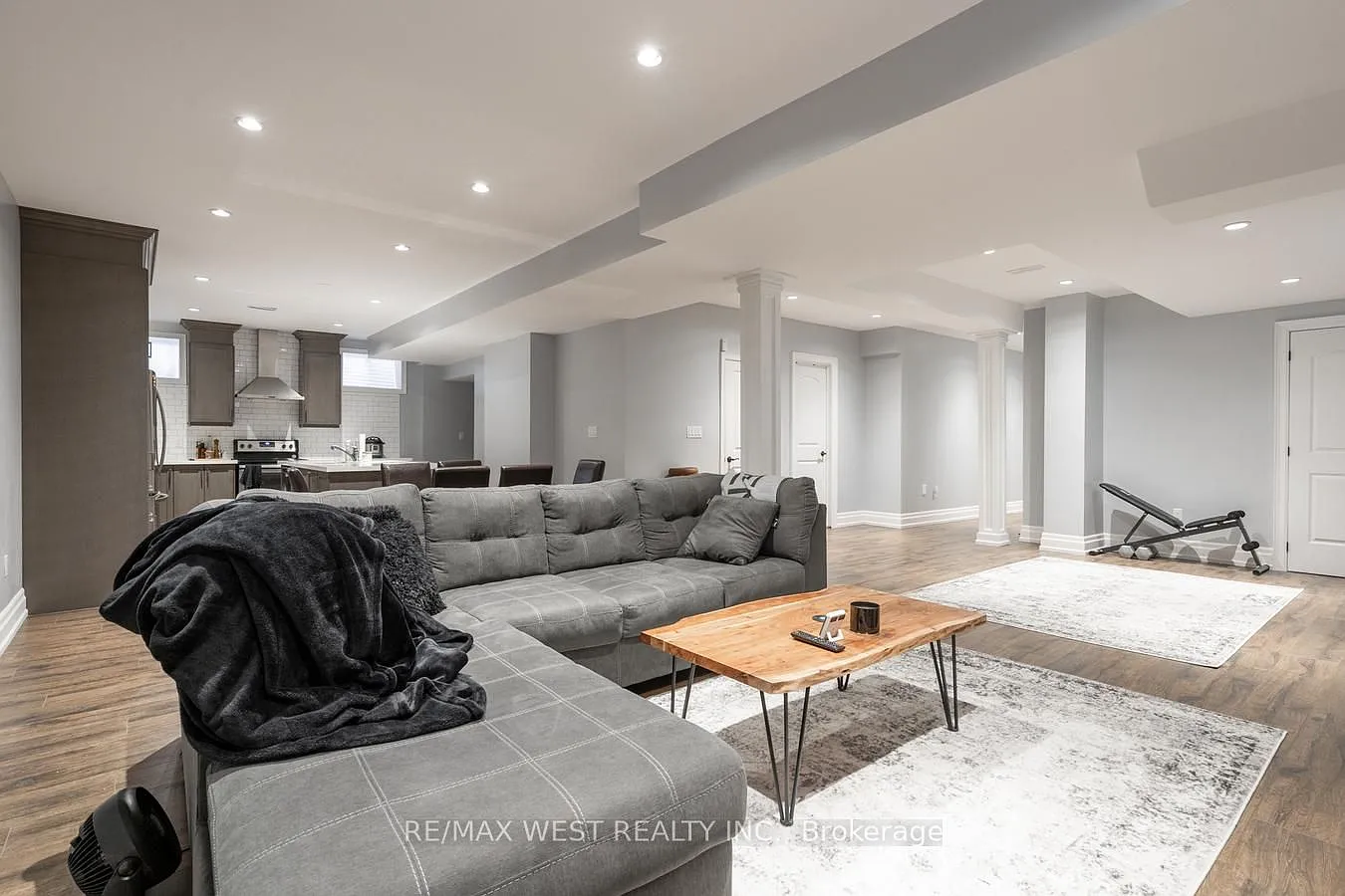 1 bed, $2,100 — Photo 4
