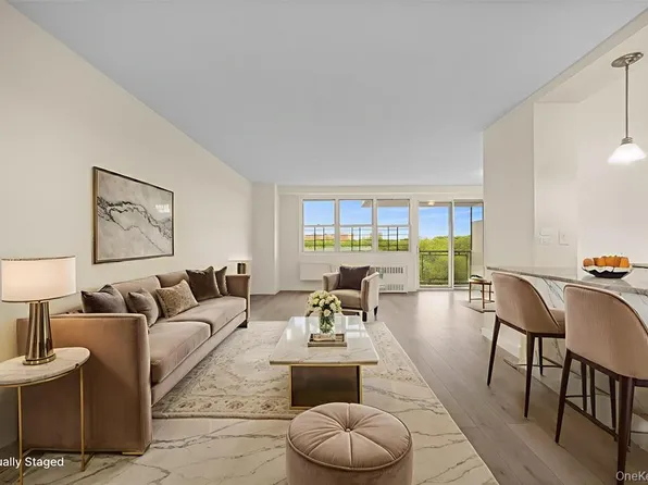 820 Boynton Avenue image 1 of 23