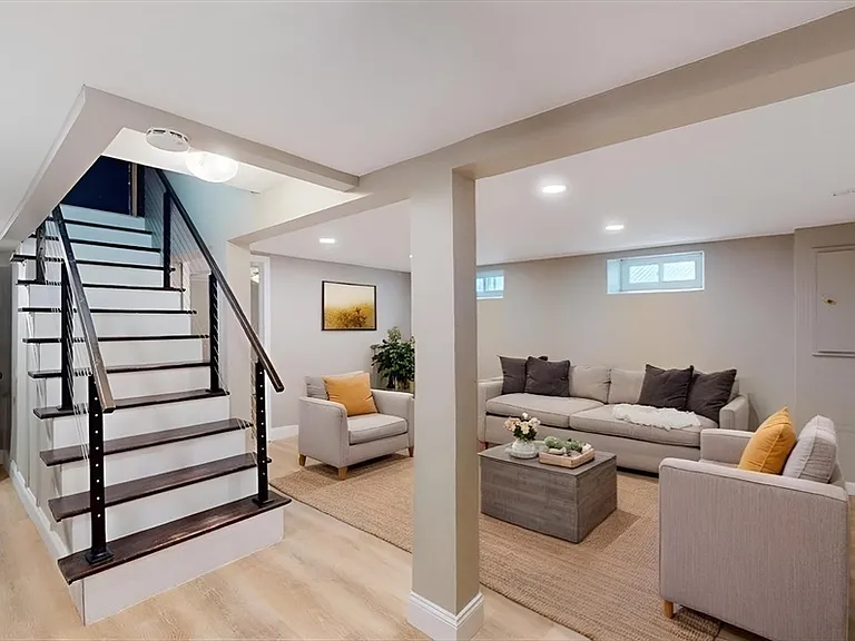 61 Montmorenci Ave #61 — Photo 12