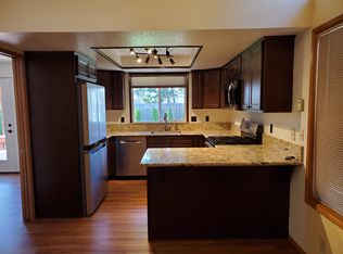 3422 Honeywood St, Eugene, OR 97408