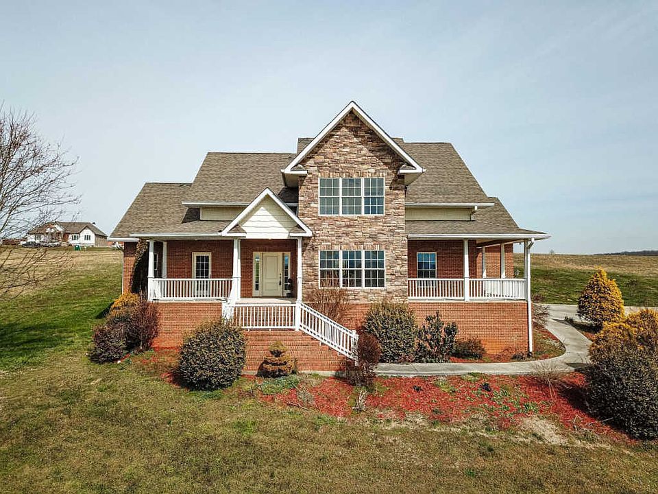 1st image of 104 Eagle View Dr