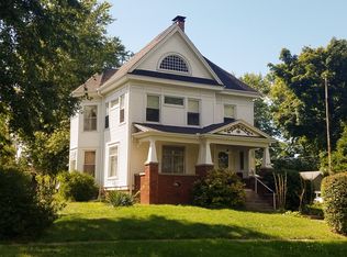 319 S Main St, Sullivan, IL 61951