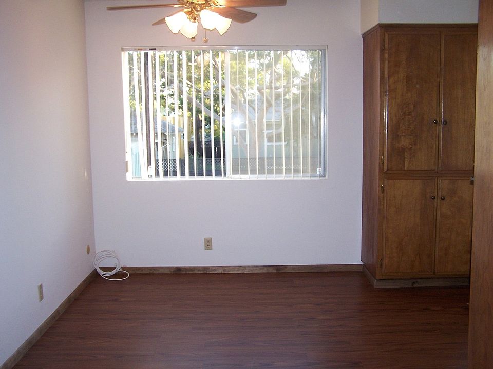 2nd image of 1239 Robinson Ave APT 3