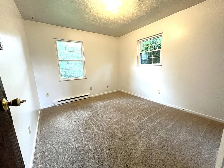 1020 Arrowhead Dr — Photo 7