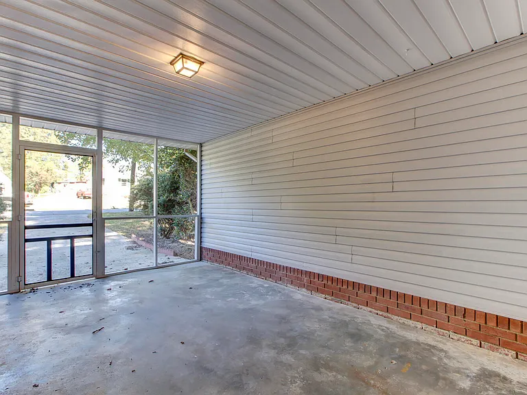 1213 Park Ave — Photo 27