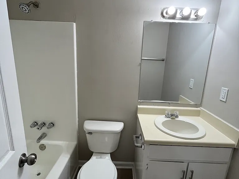 3460 Wilmington Dr — Photo 15