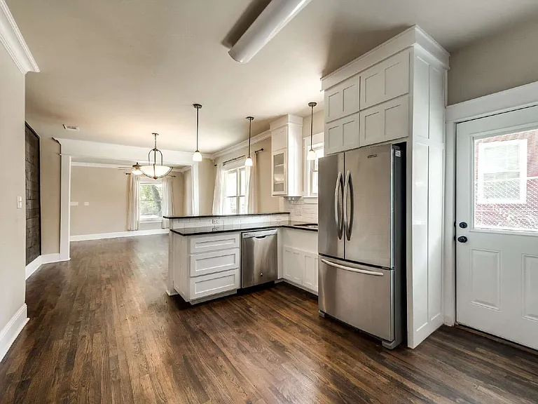 1318 Fairmount Ave — Photo 11