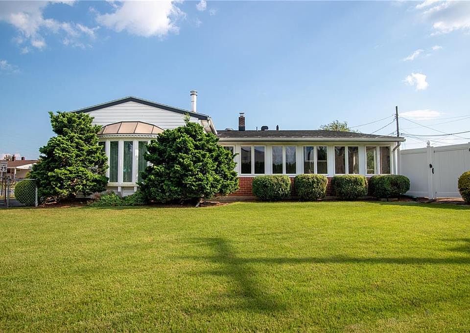 1577 Livingston St, Bethlehem, PA 18017 Zillow