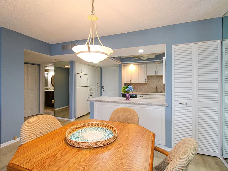 1 Bluebill Ave #501 — Photo 10