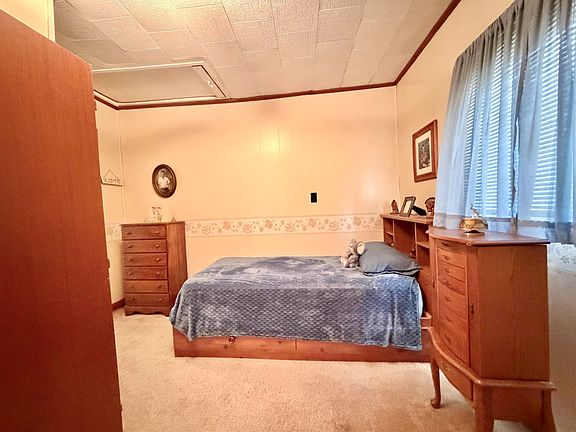 5th image of 3612 Lark St