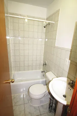 Rented by Owner | media 16