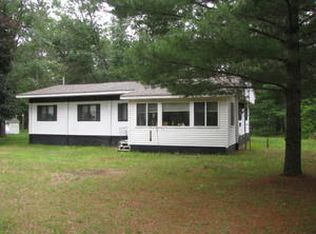2412 Alpine Rd, Oscoda, MI 48750