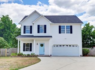 110 Loyd Ln, Beulaville, NC 28518