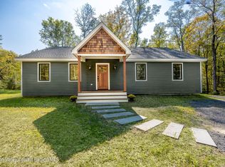 1 Mares Trl, New Paltz, NY 12561