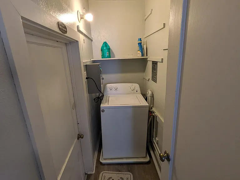 Unit Photo