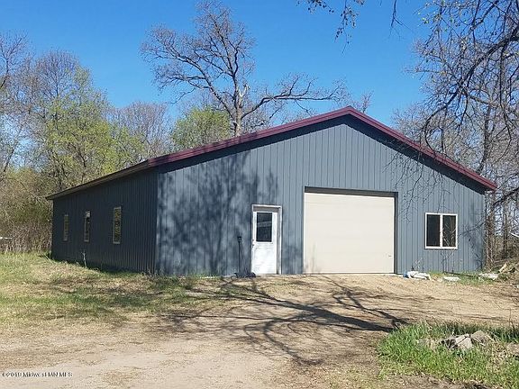 3rd image of 36562 Oak Point Dr