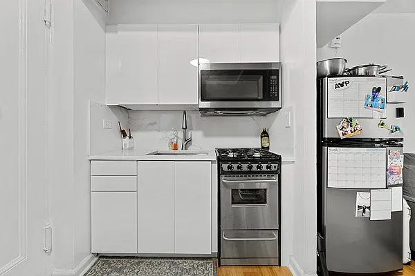 Rented by REAL New York | media 8