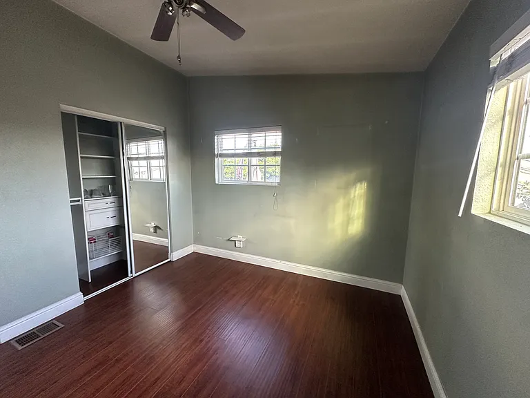 4980 Dassco Ct — Photo 24