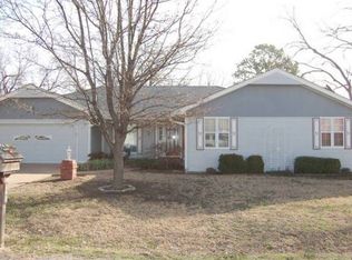 242 NE Rockwood Ave, Bartlesville, OK 74006