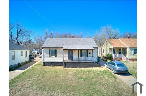 1321 Bellevidere Dr Photo 1