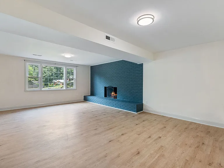 1731 Tamerisk Ct — Photo 20