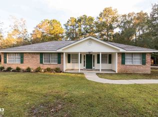 13530 Thousand Oaks Dr, Beaumont, TX 77713