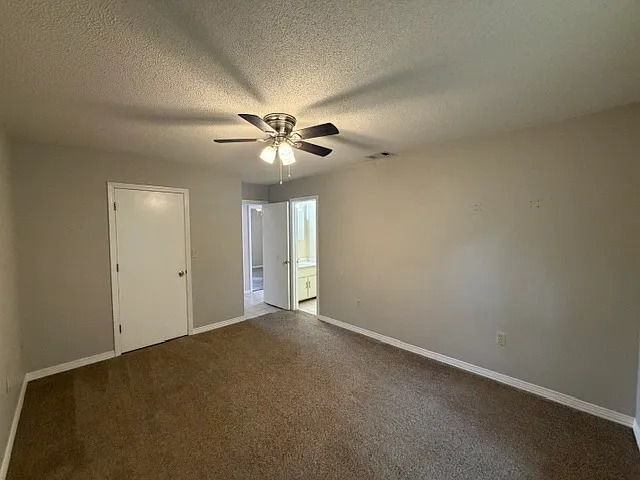 501 E Robinson Ave — Photo 8