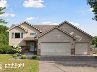 9778 43rd St NE, Saint Michael, MN 55376