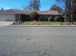 442 Peppertree Ln, Redding, CA 96003