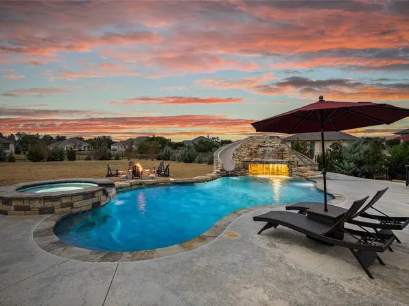 104 Crossfire Cv, Liberty Hill, TX 78642