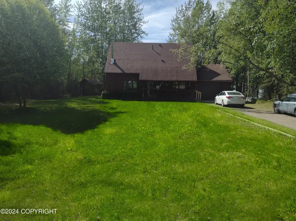 47045 Cove Cir, Kenai, AK 99611