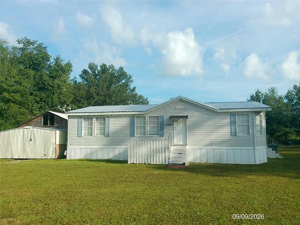 10942 Sportsman Trl