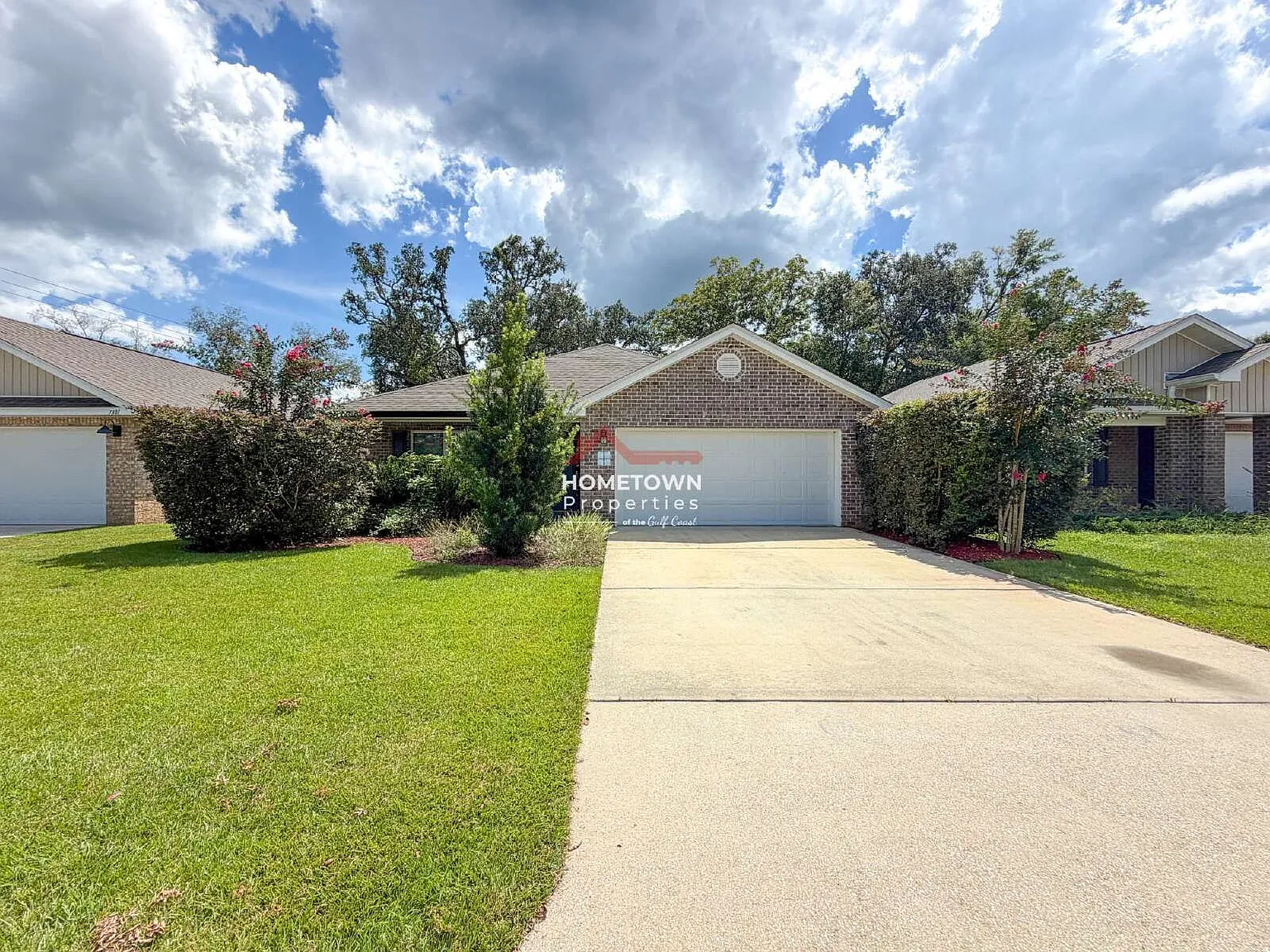 3 bed, 2.0 bath, 1979 sqft, $2,150 — Photo 2