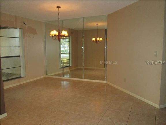 5th image of 2402 Sprucewood Ln