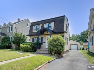 36 Ontario St, Dumont, NJ 07628