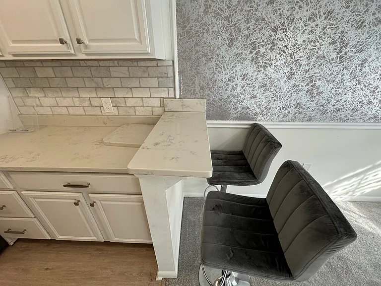 1931 Wilson Ln #301 — Photo 4