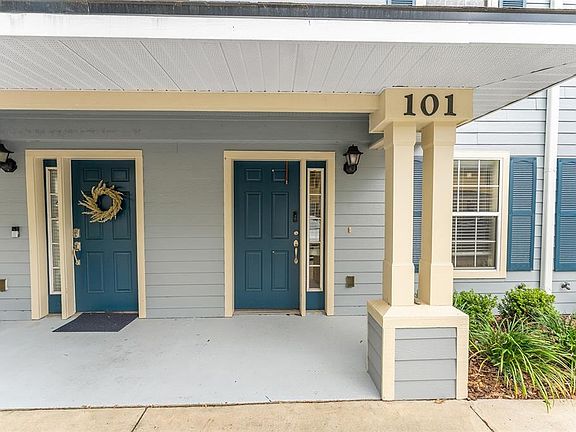 2nd image of 2980 SW 35th Pl APT 101