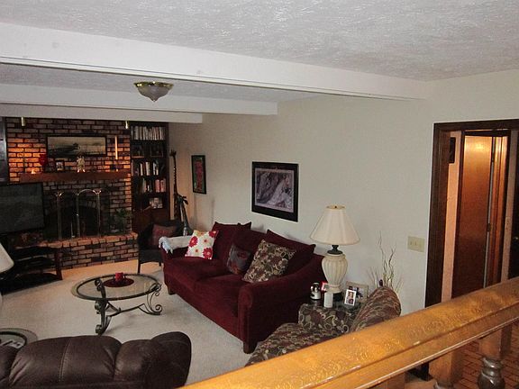 4th image of 10748 Borman Cir