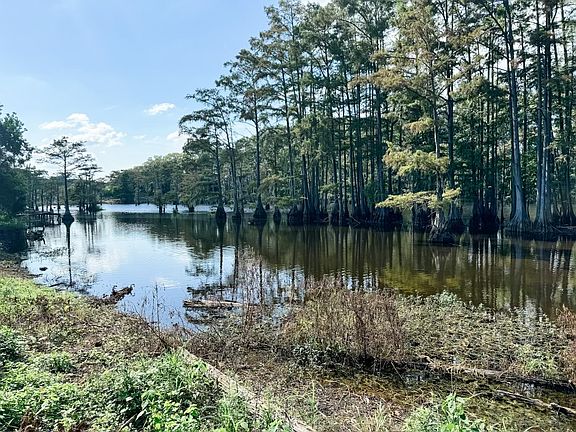 2nd image of 707 Bayou Shores Dr #B