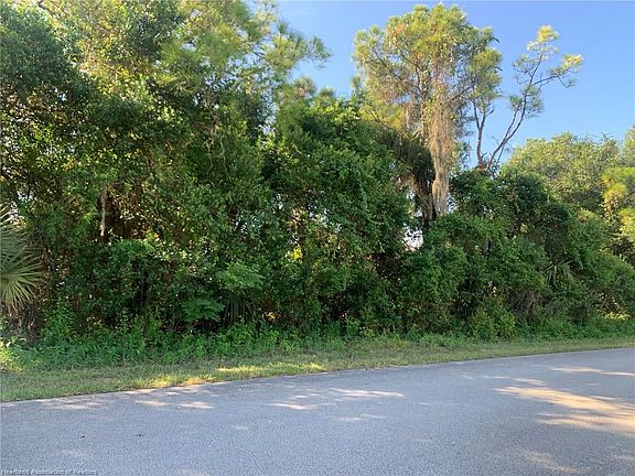 2nd image of 4631 Leucadendra Dr