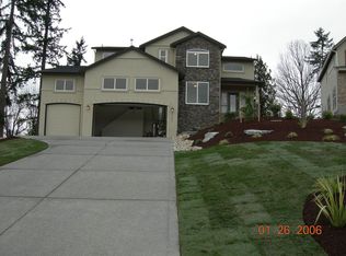 21805 26th St E, Lake Tapps, WA 98391