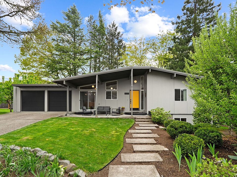 1st image of 15051 NW Oakmont Loop